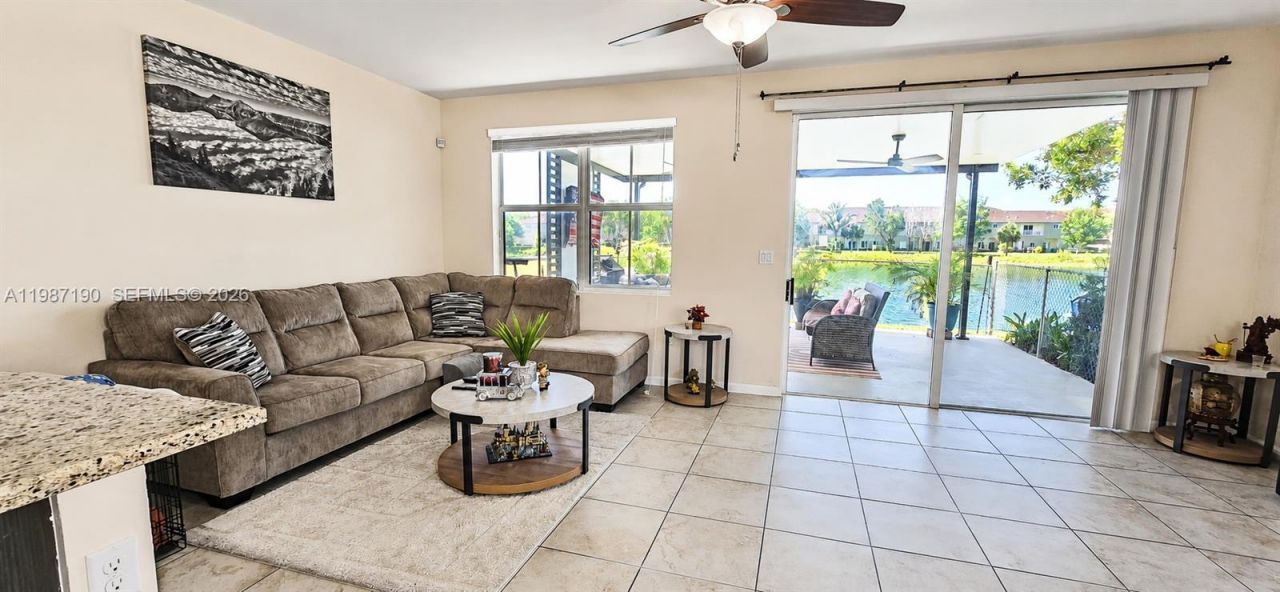 2370 SE 15th St, Homestead, FL 33035 Photo