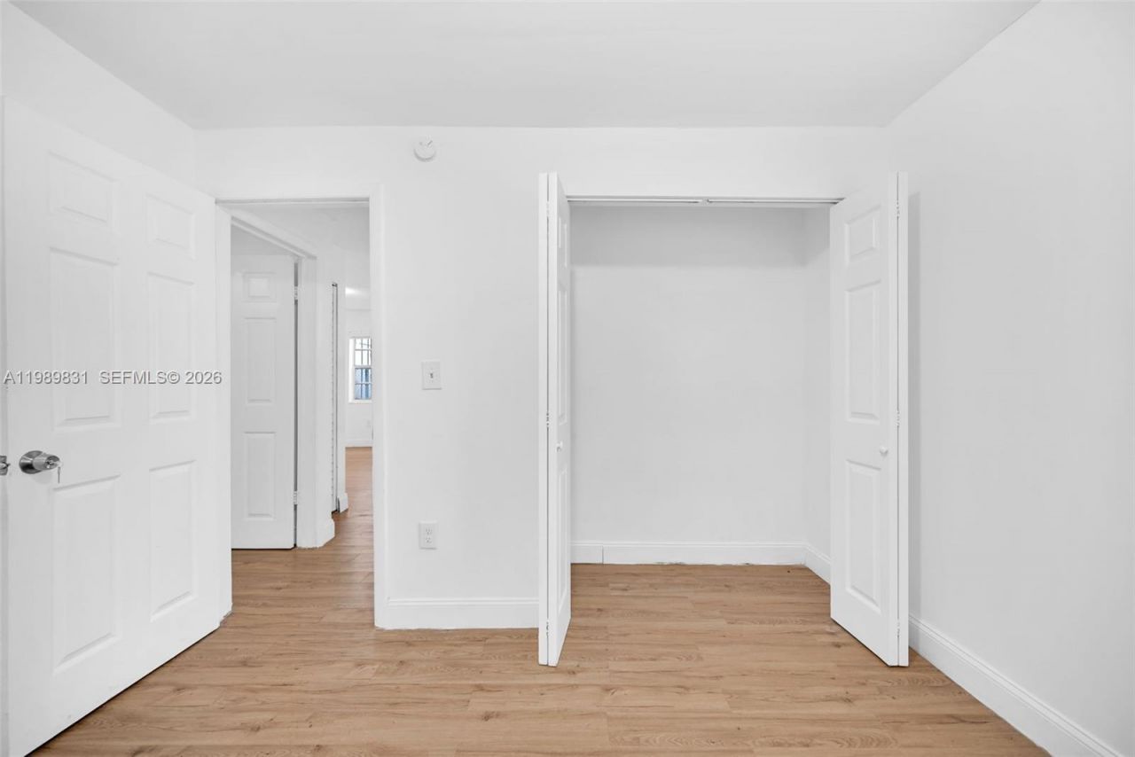 641 NW 2nd St, Miami, FL 33128 Photo