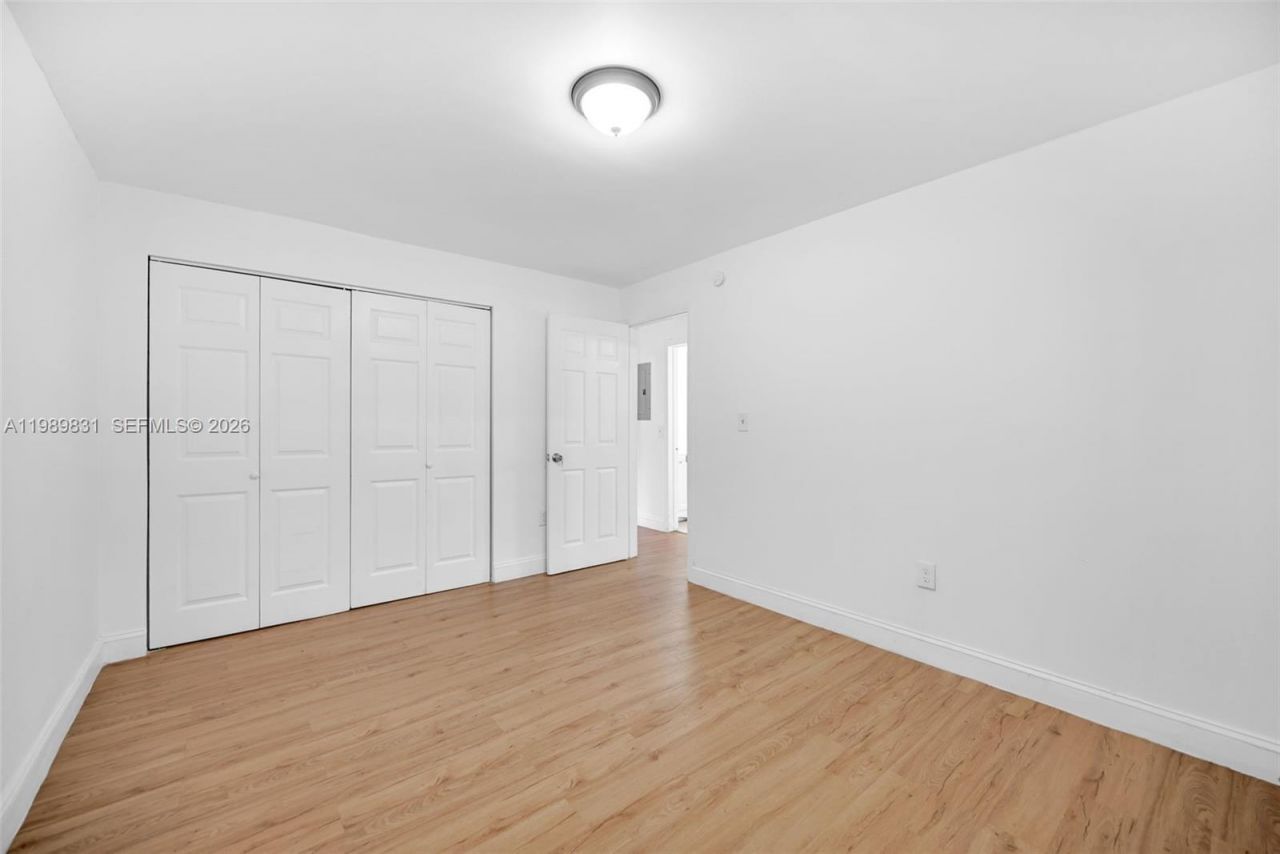 641 NW 2nd St, Miami, FL 33128 Photo