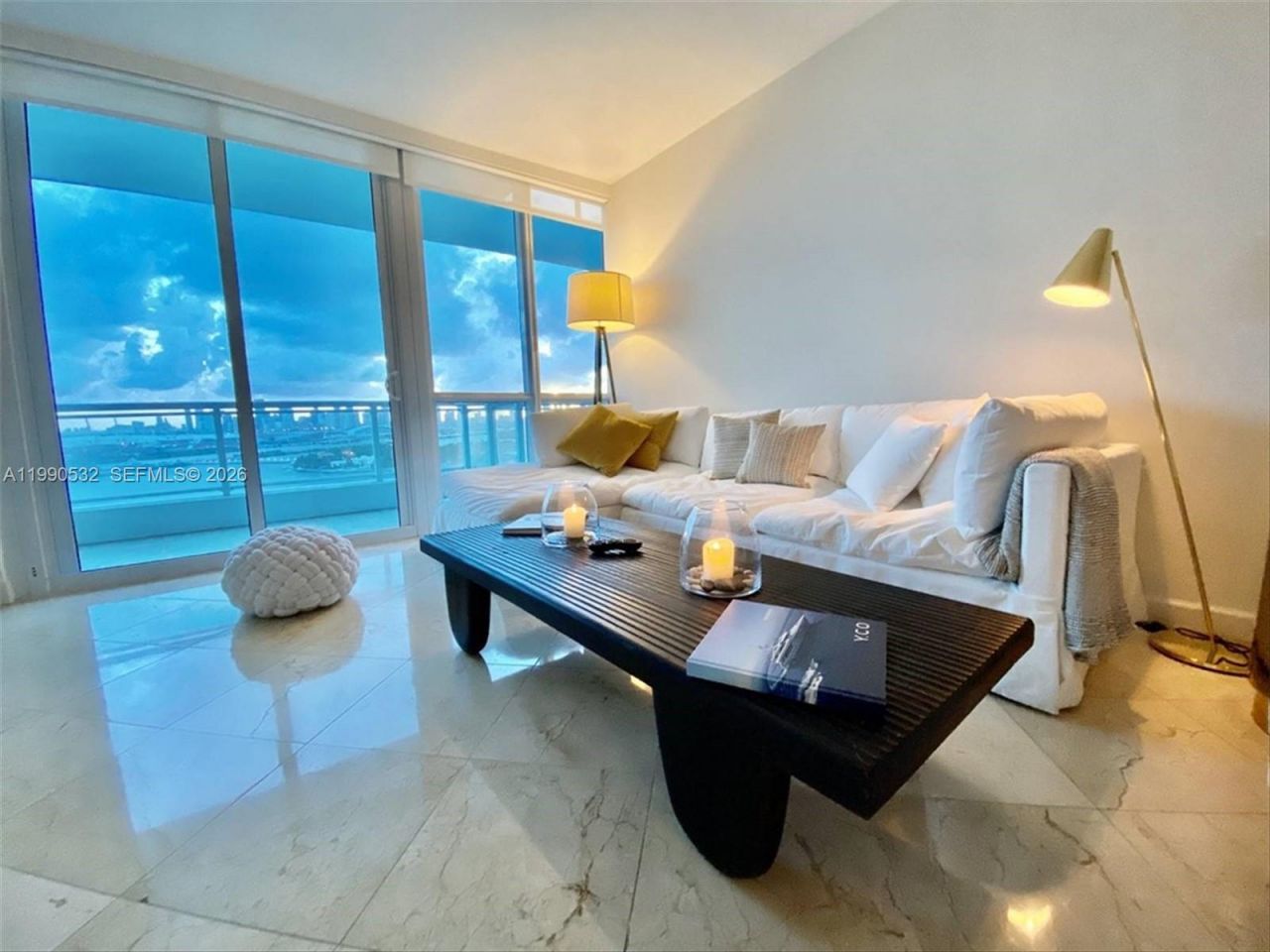 540 West Ave , Unit 2011, Miami Beach, FL 33139 Photo