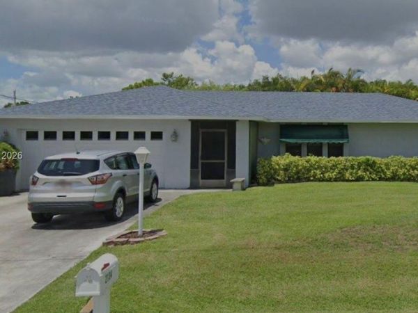 2134 SW Brisbane Street, Port St. Lucie, FL 34984