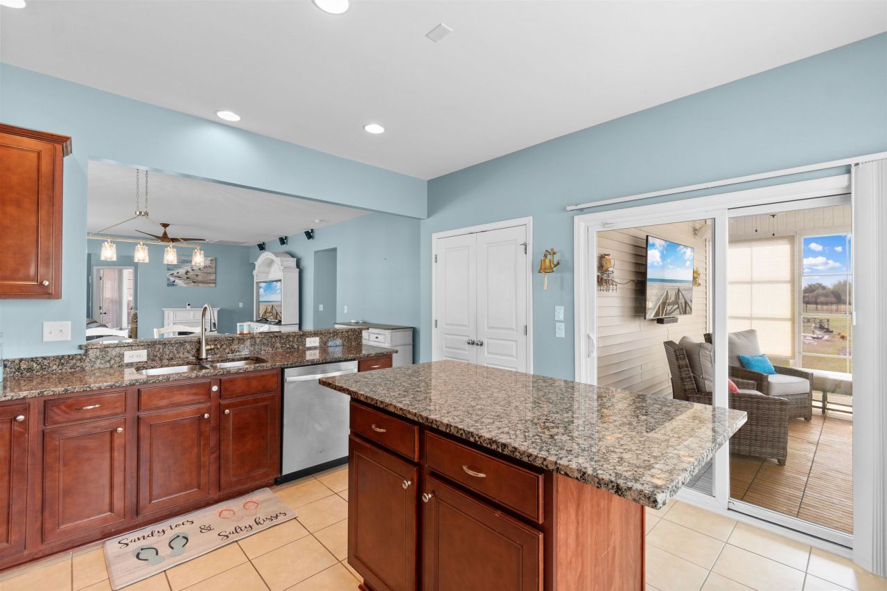 5100 Weatherwood Dr. Photo 12