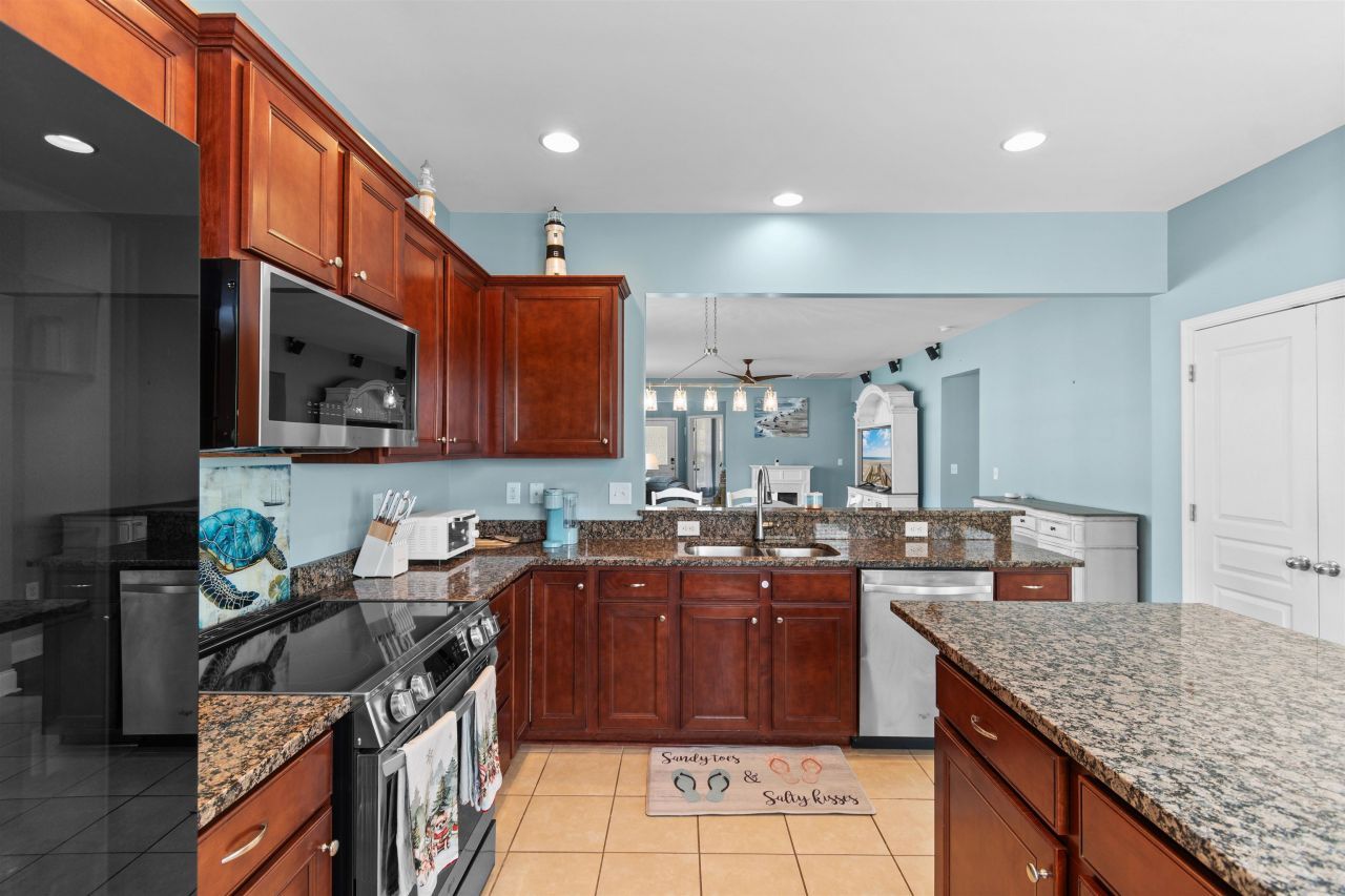 5100 Weatherwood Dr. Photo 13