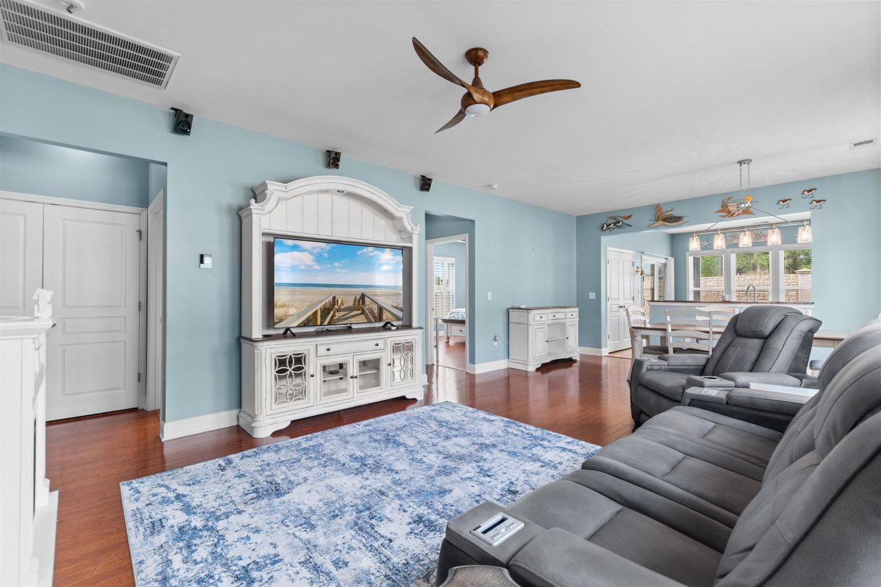 5100 Weatherwood Dr. Photo 4