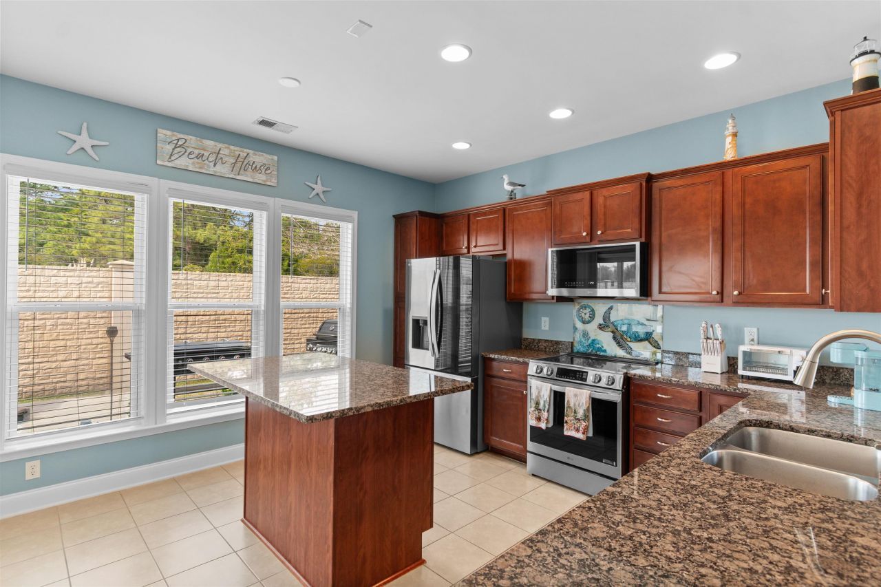 5100 Weatherwood Dr. Photo 9