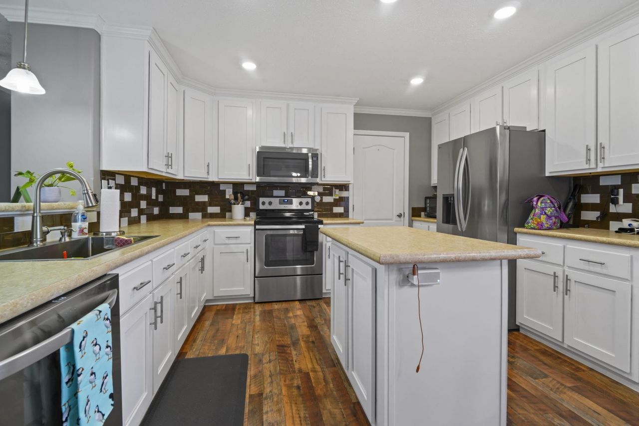 1141 Merrymount Dr. Photo 16