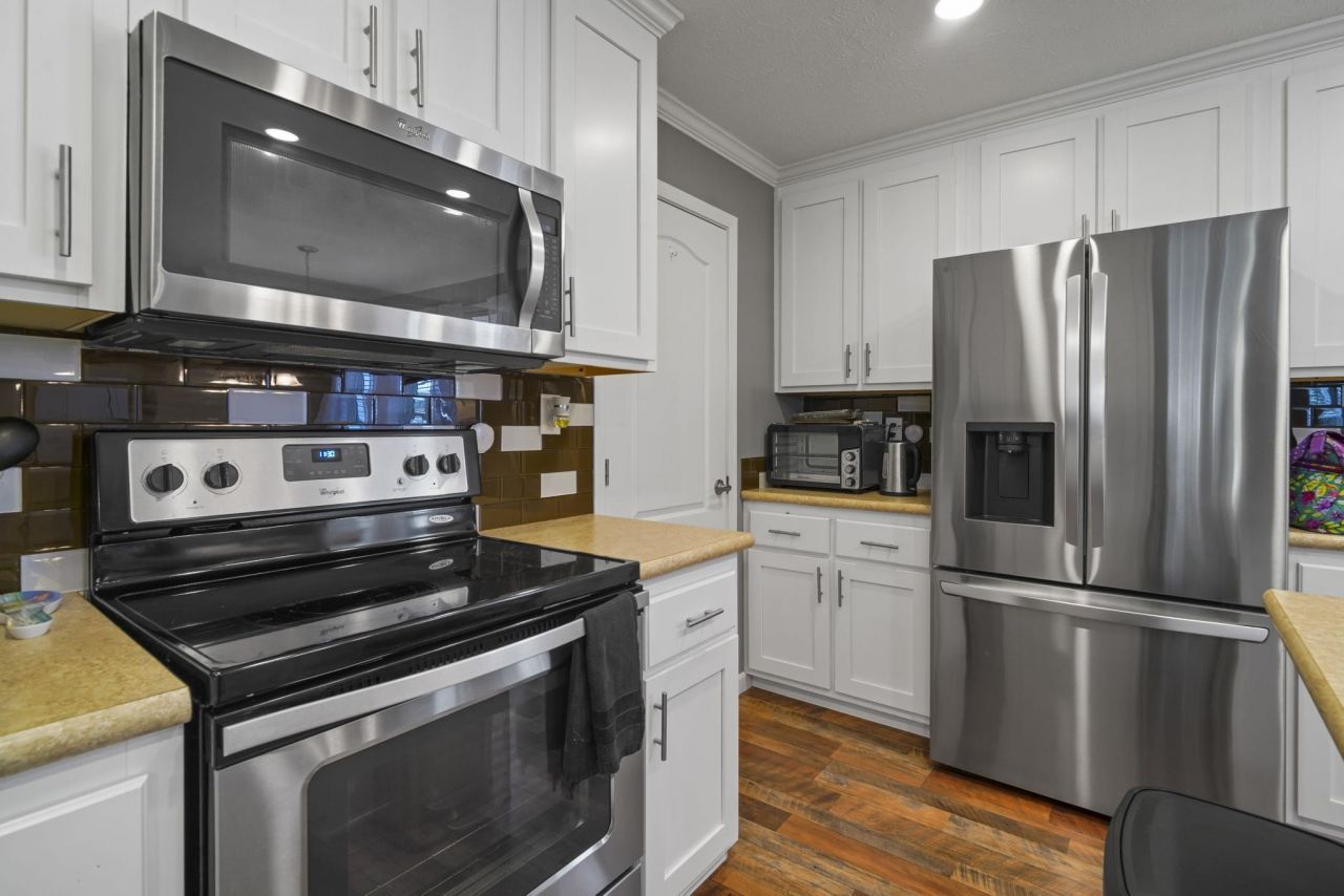 1141 Merrymount Dr. Photo 22