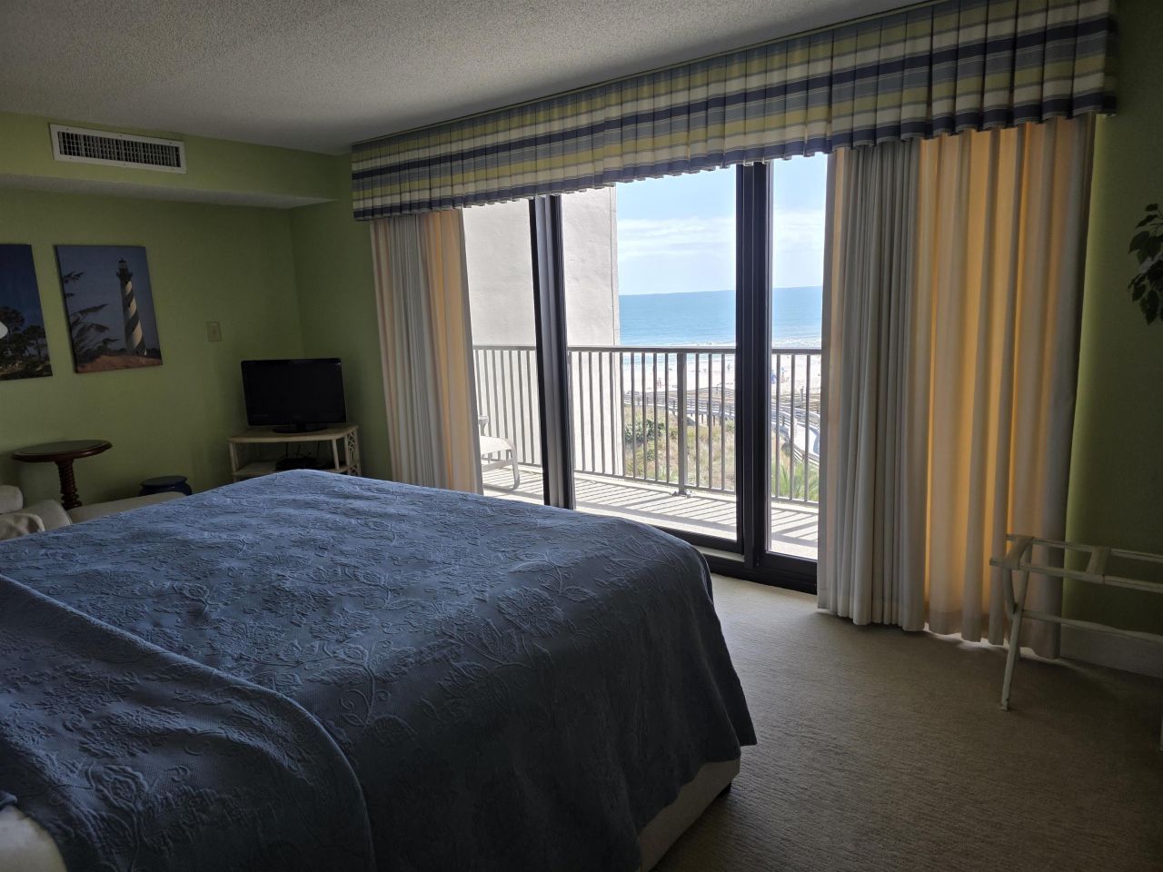 741 Retreat Beach Circle Photo 10