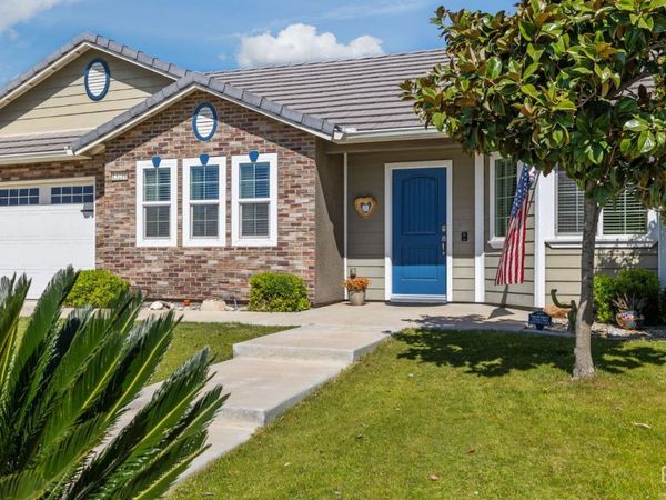 13210 Sunlight Star Street, Bakersfield, CA 93314