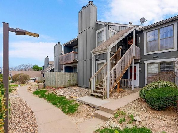 12739 W 110th Terrace, Overland Park, KS 66210