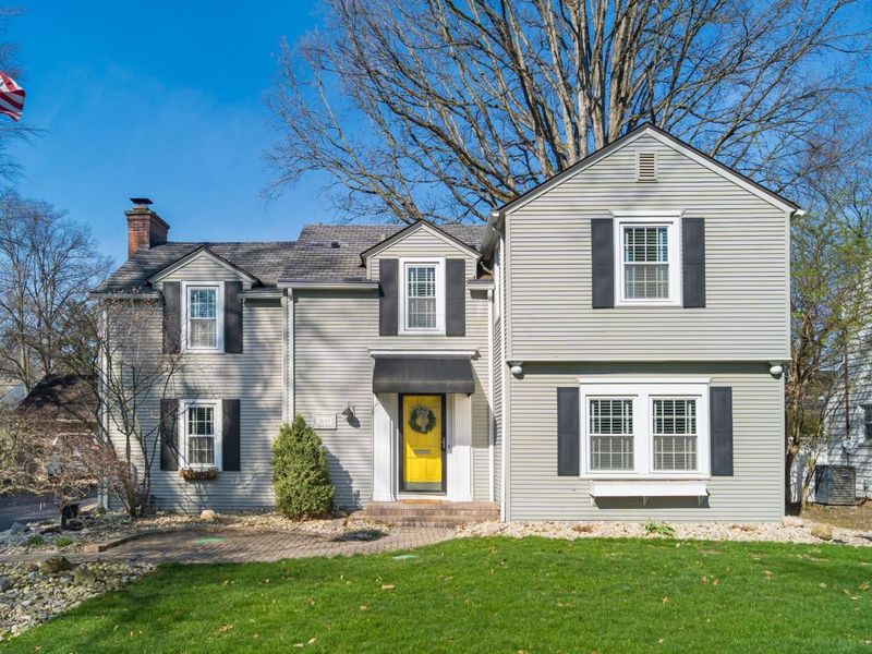 2695 Henthorn Road, Upper Arlington, OH 43221 Photo 1