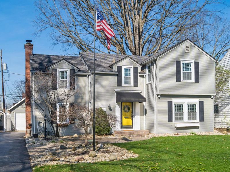 2695 Henthorn Road, Upper Arlington, OH 43221 Photo 2