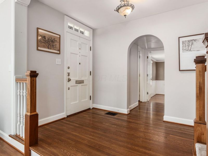 2695 Henthorn Road, Upper Arlington, OH 43221 Photo 6