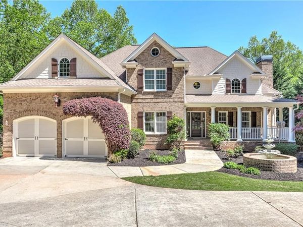 162 Riverview Drive , Dawsonville, GA 30534