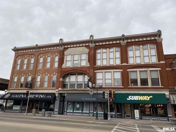 1534 RIVER Drive , Unit 203, Moline, IL 61265