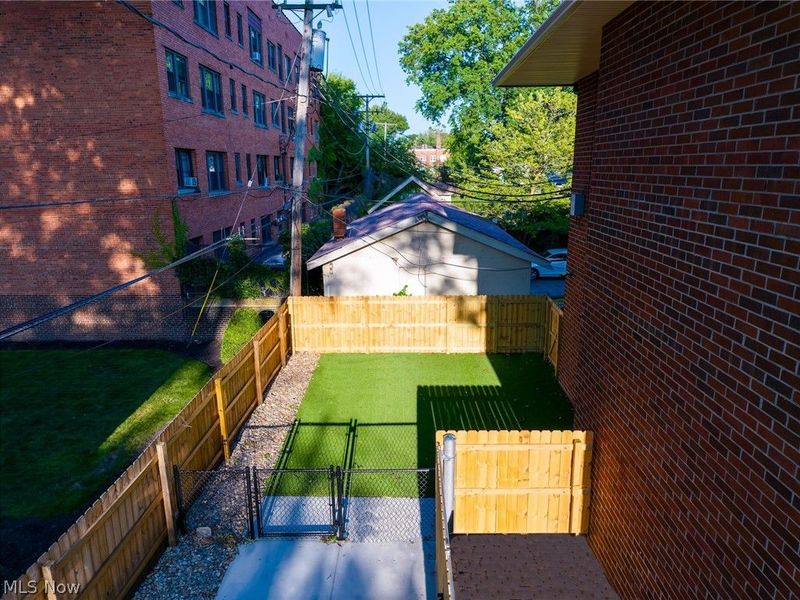 10532 Clifton Boulevard, Unit 107, Cleveland, OH 44102 Photo 15