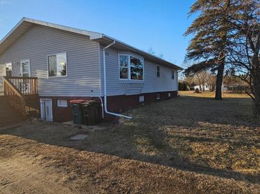 611 Long Prairie Road SW, Staples, MN 56479