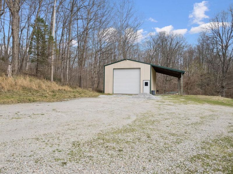 6731 Pondlick Road, Concord Township, OH 45697 Photo 11