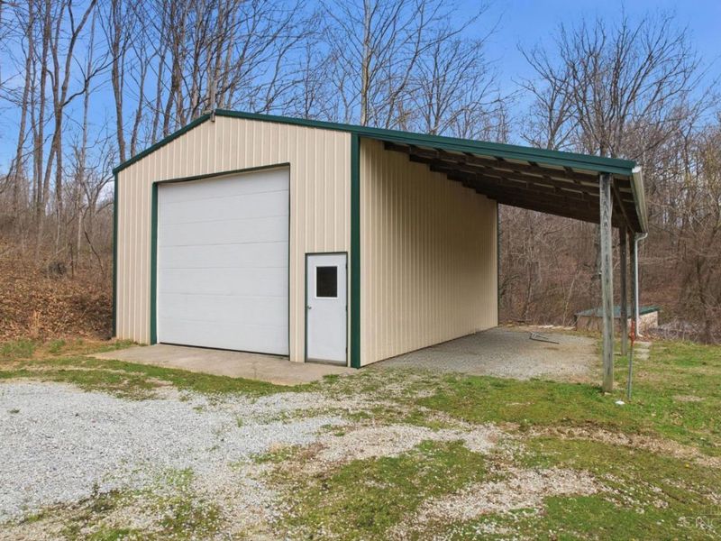 6731 Pondlick Road, Concord Township, OH 45697 Photo 12