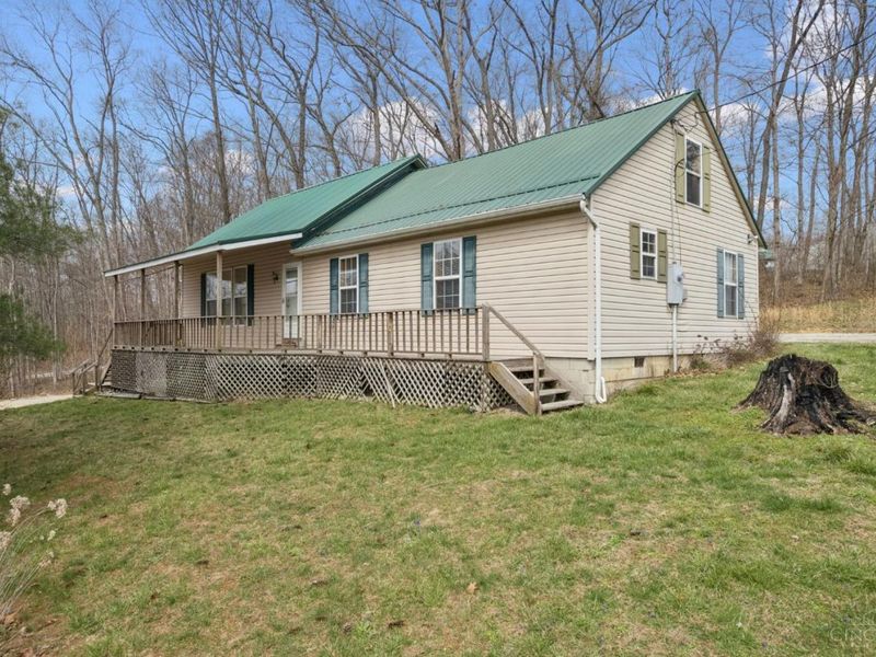 6731 Pondlick Road, Concord Township, OH 45697 Photo 2