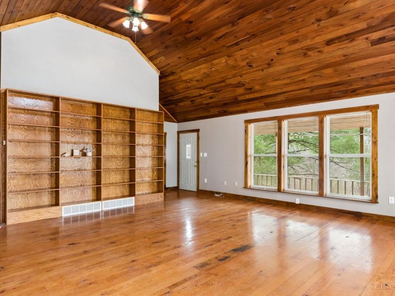 6731 Pondlick Road, Concord Township, OH 45697 Photo 29