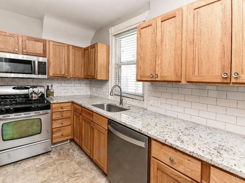 2832 Linwood Avenue, Cincinnati, OH 45208 Photo 12