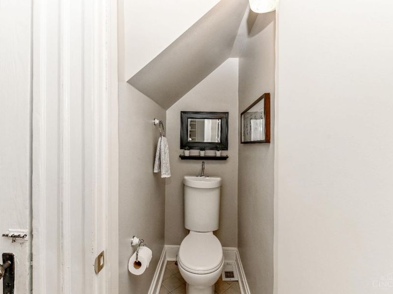 2832 Linwood Avenue, Cincinnati, OH 45208 Photo 18