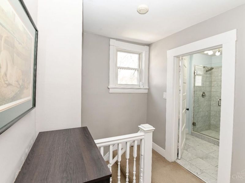 2832 Linwood Avenue, Cincinnati, OH 45208 Photo 21