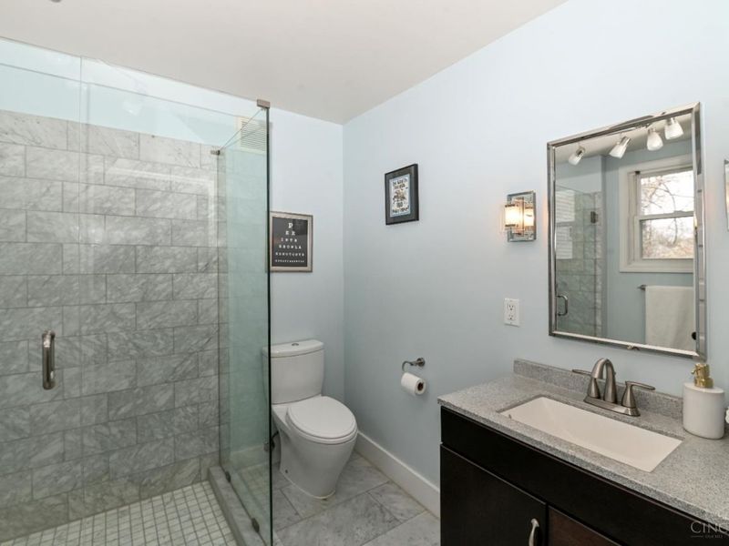 2832 Linwood Avenue, Cincinnati, OH 45208 Photo 22