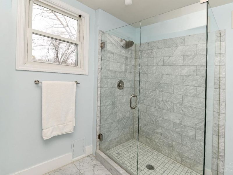 2832 Linwood Avenue, Cincinnati, OH 45208 Photo 23