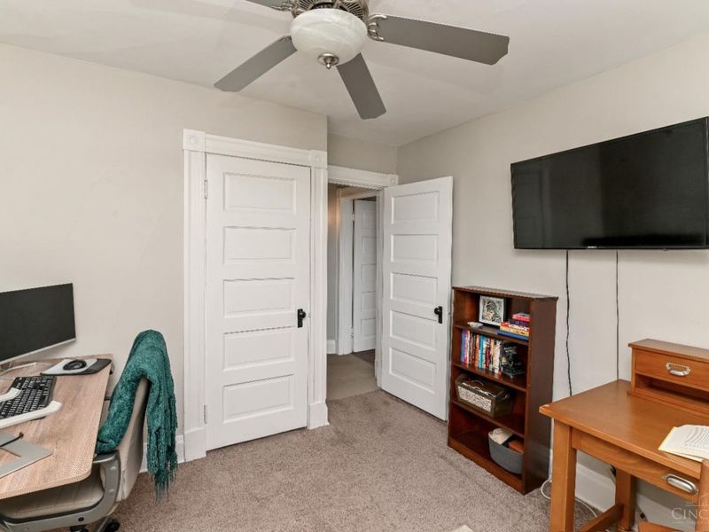 2832 Linwood Avenue, Cincinnati, OH 45208 Photo 26