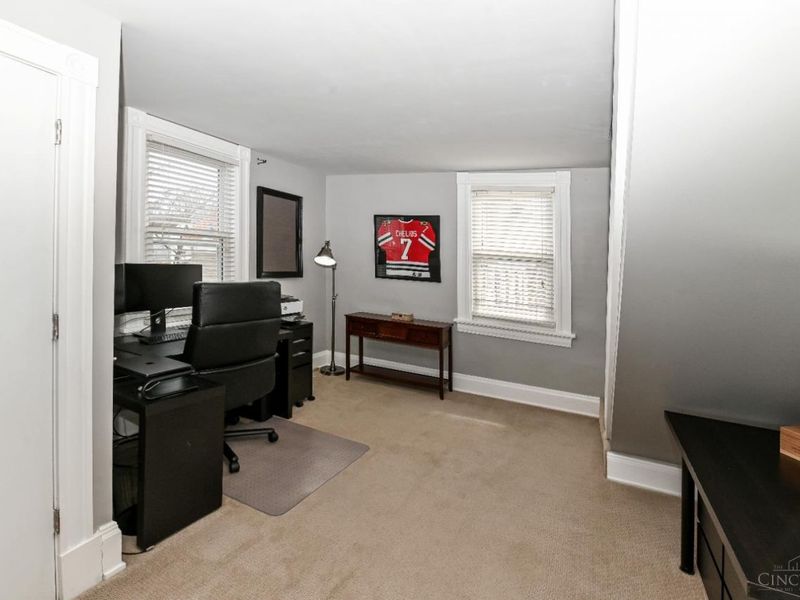 2832 Linwood Avenue, Cincinnati, OH 45208 Photo 27