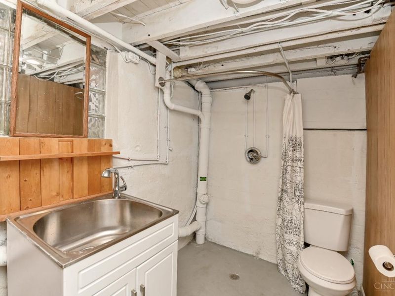 2832 Linwood Avenue, Cincinnati, OH 45208 Photo 35