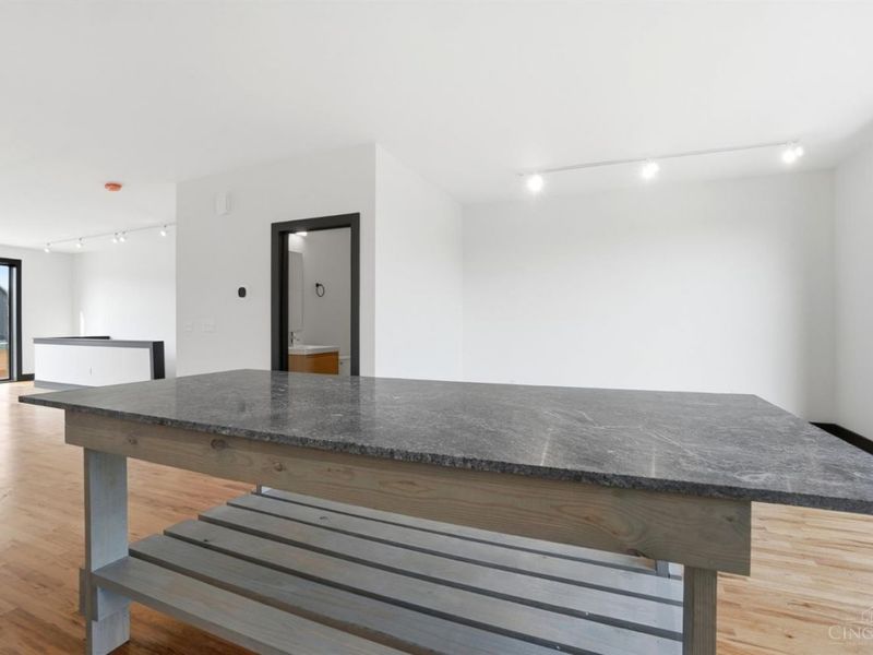 3549 Eden Avenue, Cincinnati, OH 45229 Photo 18