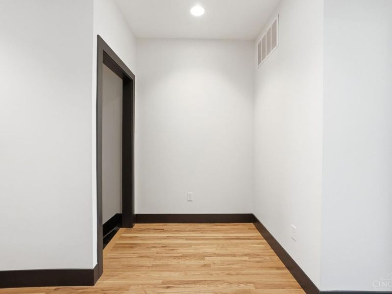 3549 Eden Avenue, Cincinnati, OH 45229 Photo 42