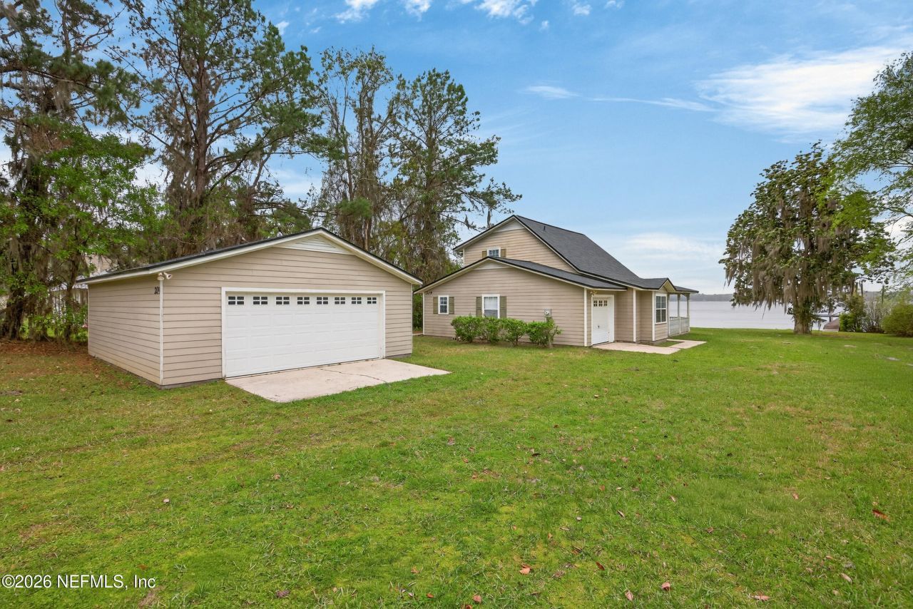 209 Beach Drive, Florahome, FL 32140 Photo