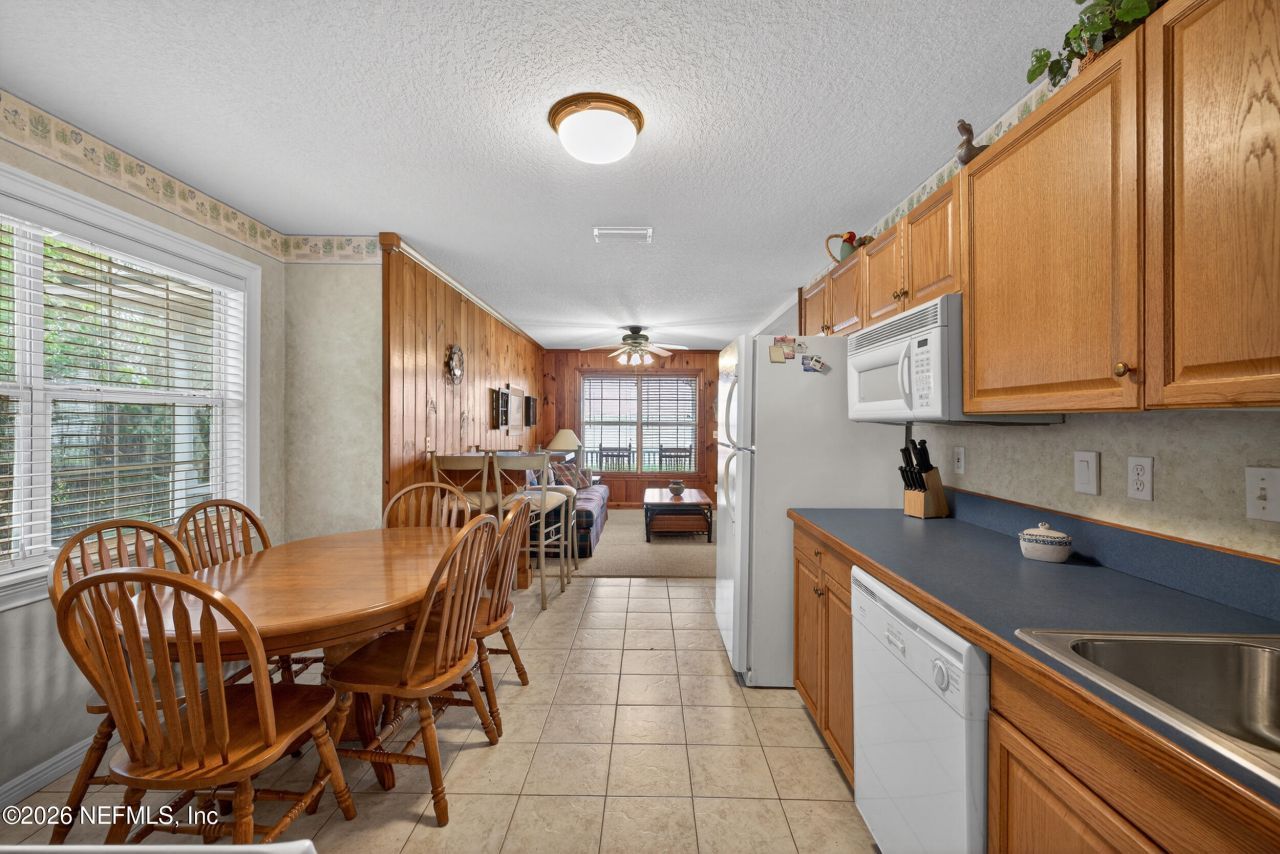 209 Beach Drive, Florahome, FL 32140 Photo