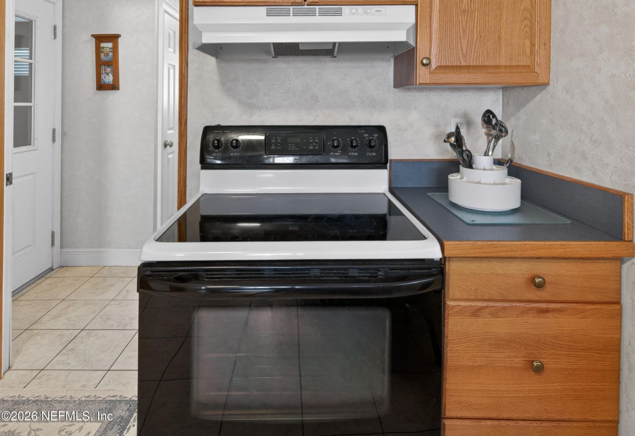 209 Beach Drive, Florahome, FL 32140 Photo