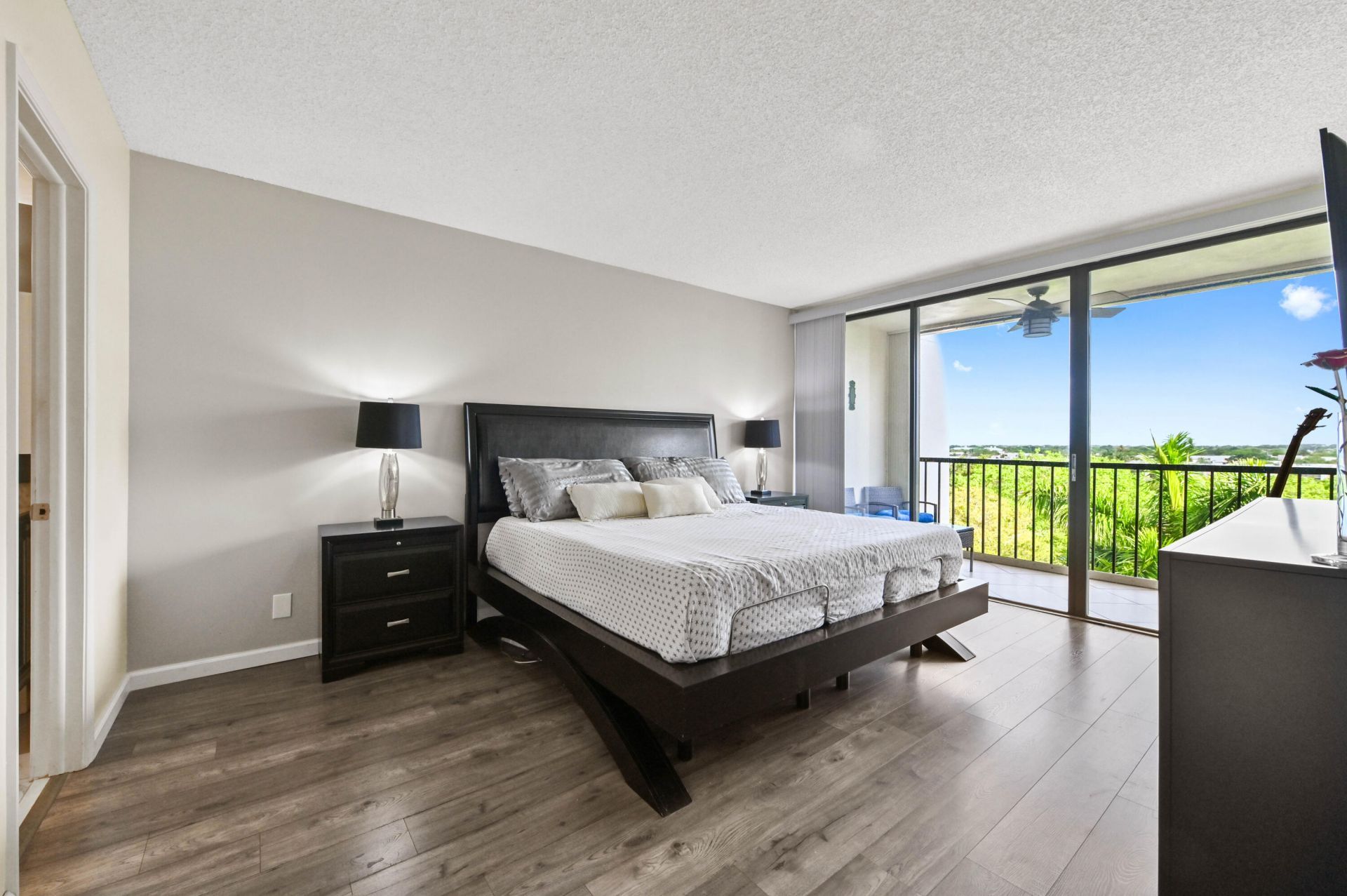 5951 Wellesley Park Drive, Unit Apt 702, Boca Raton, FL 33433 Photo