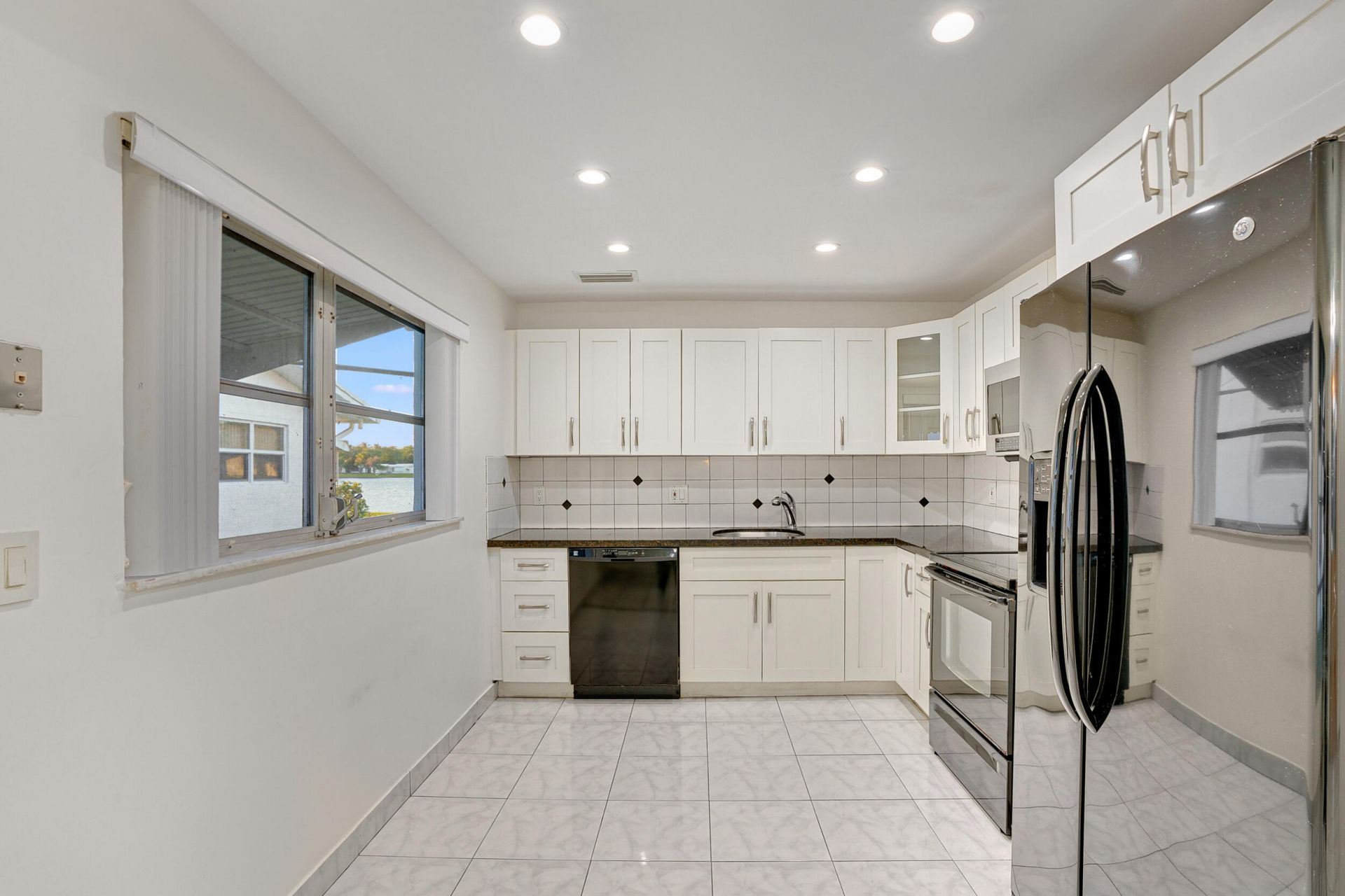 8547 NW 12th Street, Unit #a182, Plantation, FL 33322 Photo