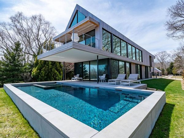 1080 Springs Fireplace Road , East Hampton, NY 11937