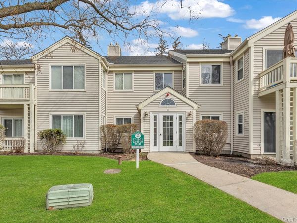 17 Bayberry Drive, Peekskill, NY 10566