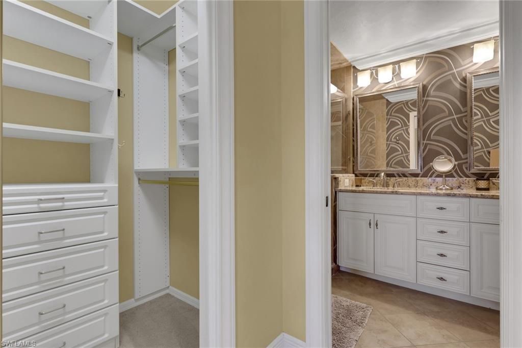 206 Foxtail Ct, Unit 2-206, Naples, FL 34104 Photo