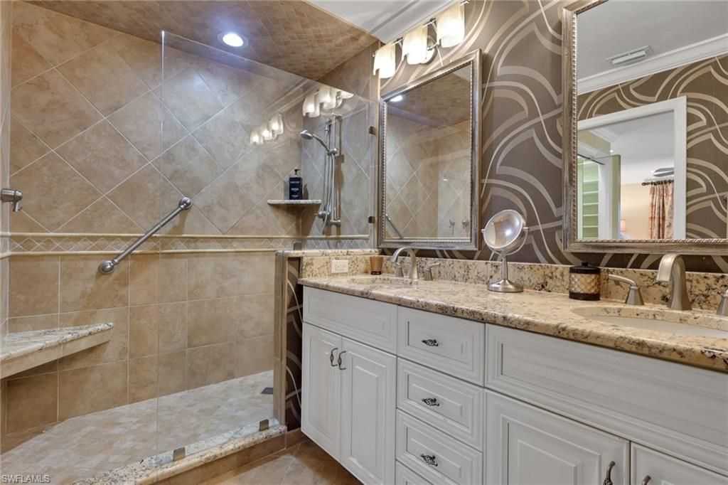 206 Foxtail Ct, Unit 2-206, Naples, FL 34104 Photo