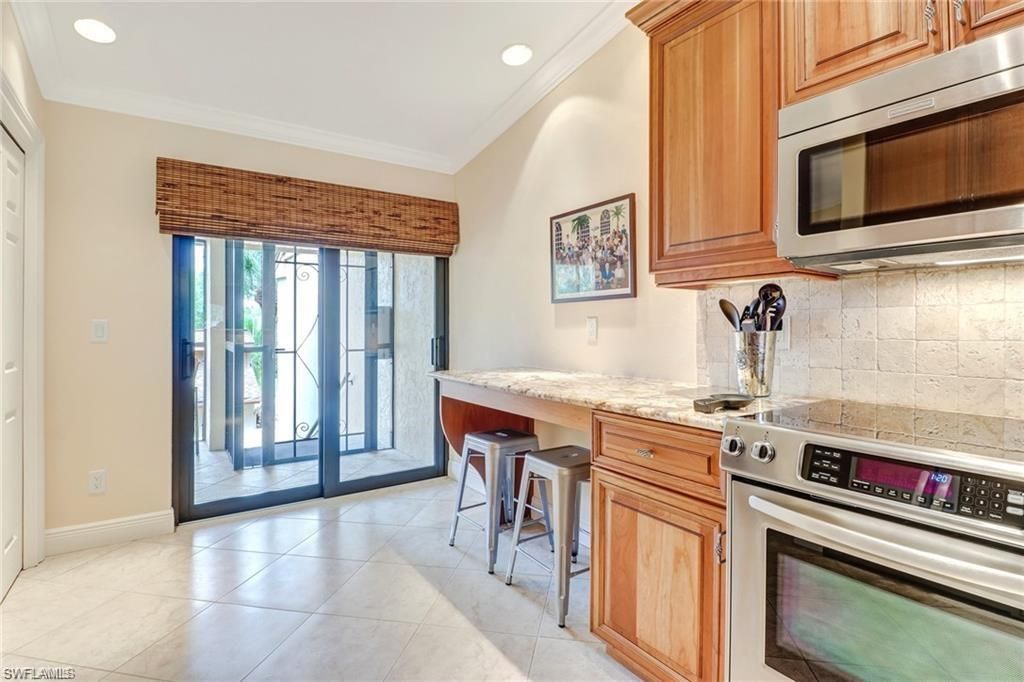 206 Foxtail Ct, Unit 2-206, Naples, FL 34104 Photo