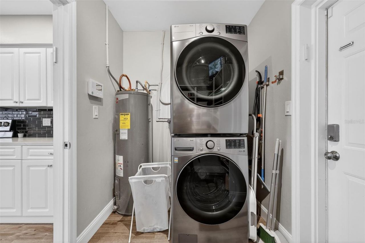 2806 Upper Tangelo Drive, Sarasota, FL 34239 Photo