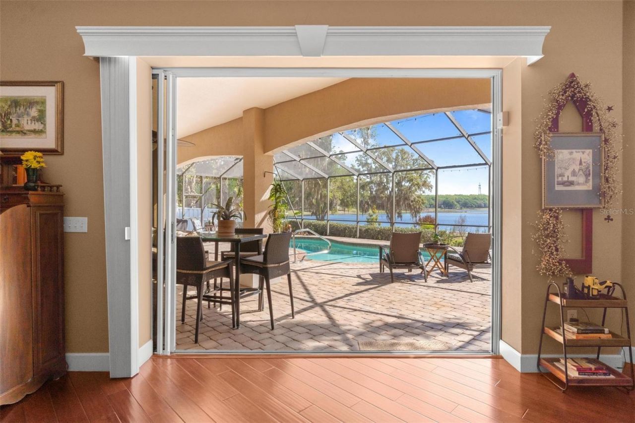 926 Hawk Landing, Fruitland Park, FL 34731 Photo