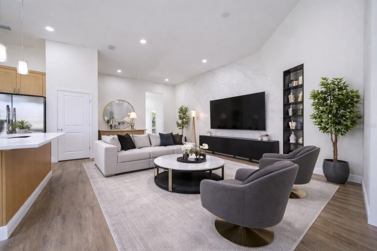 1296 Moselle Avenue, Orlando, FL 32807 Photo