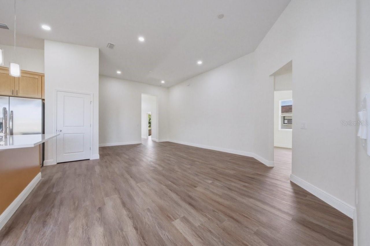 1296 Moselle Avenue, Orlando, FL 32807 Photo