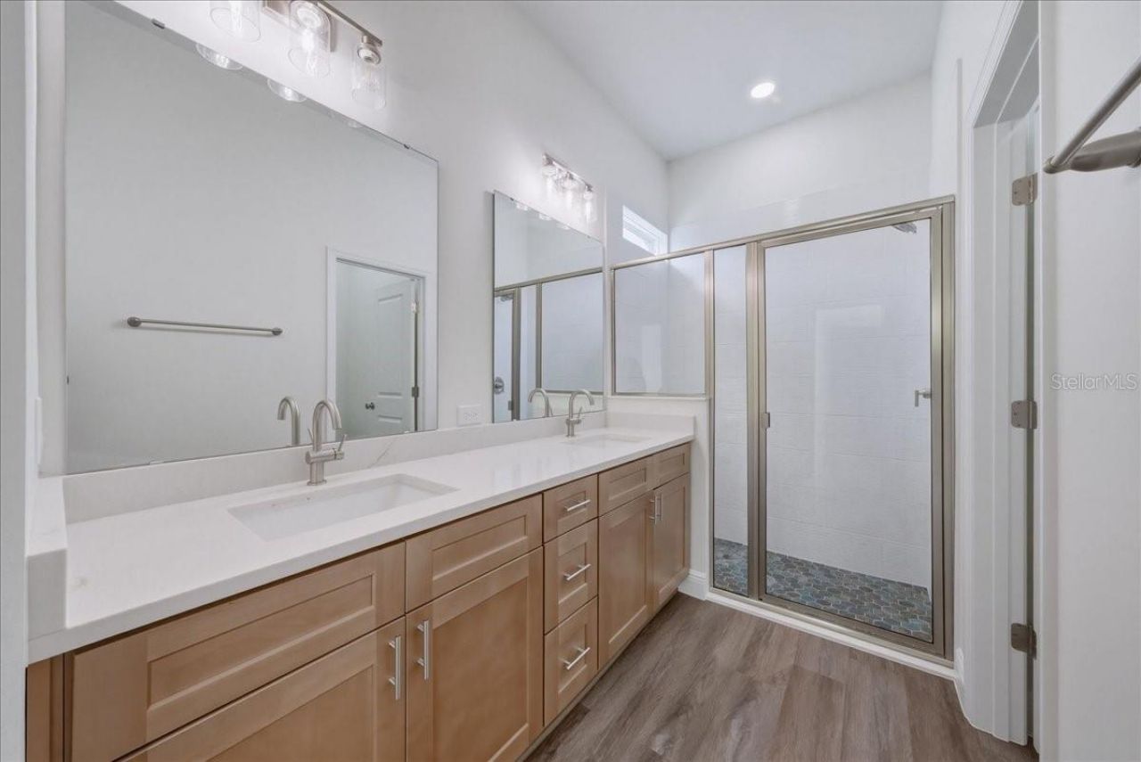 1296 Moselle Avenue, Orlando, FL 32807 Photo